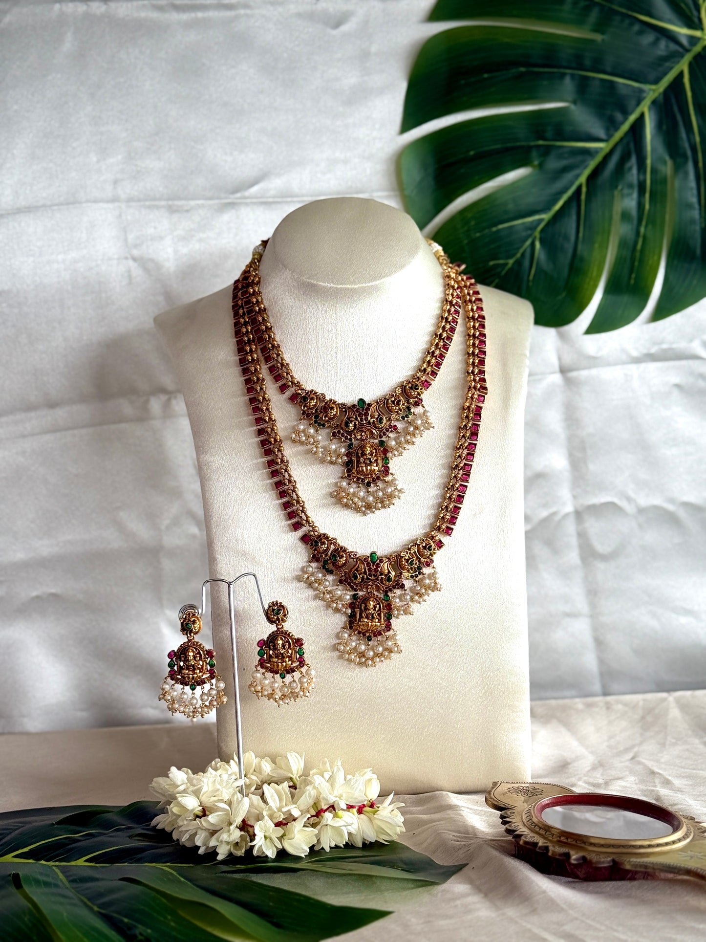 White Pearl with AD Stone