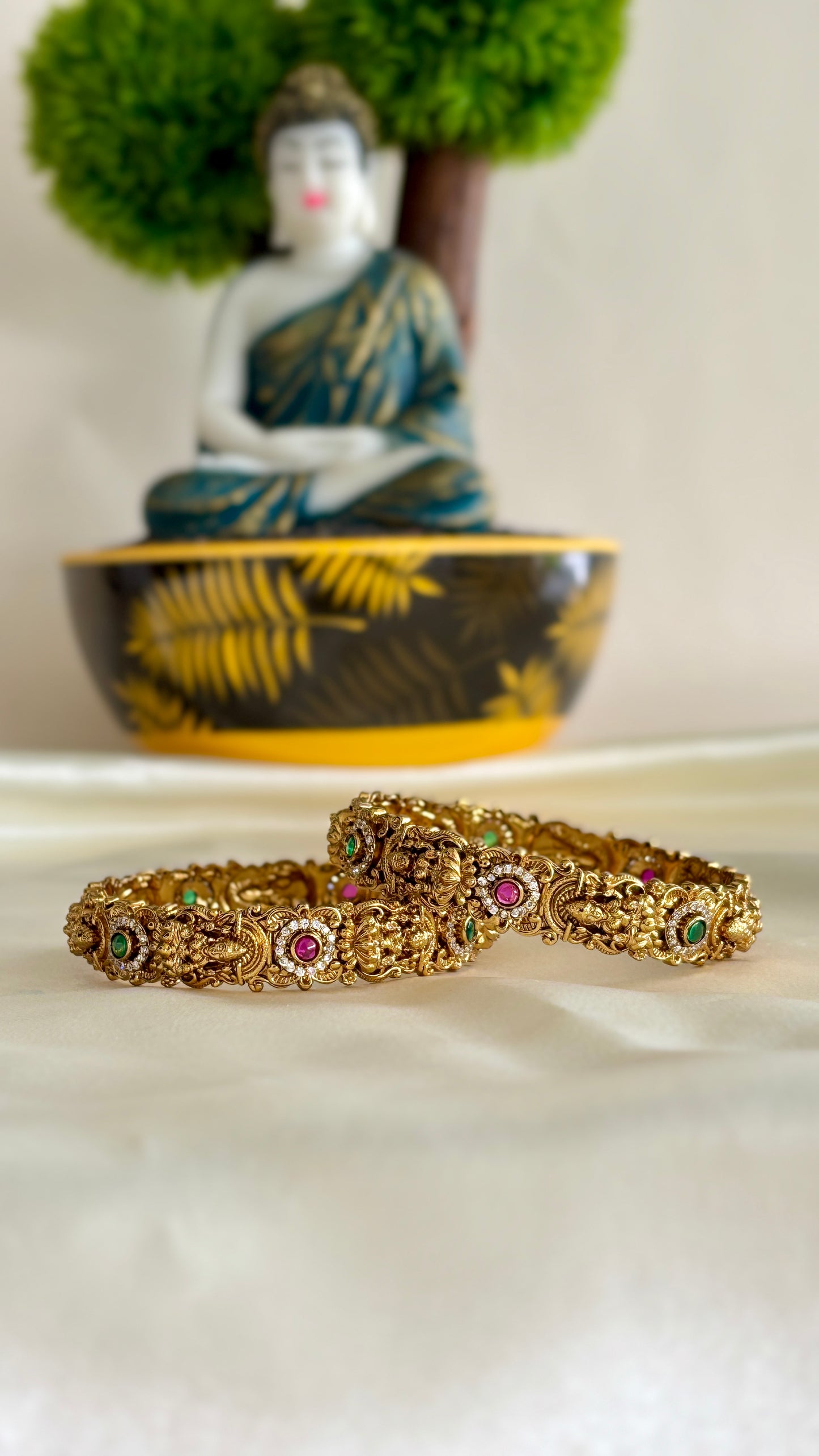 Kemp Stone Kanjana Kaara