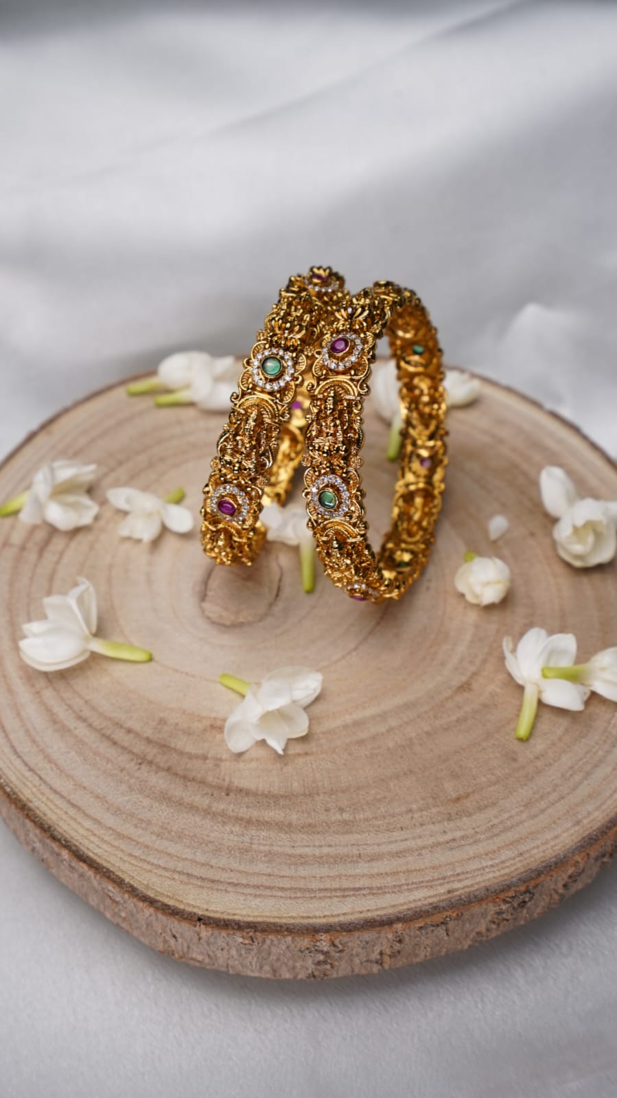 Kemp Stone Kanjana Kaara